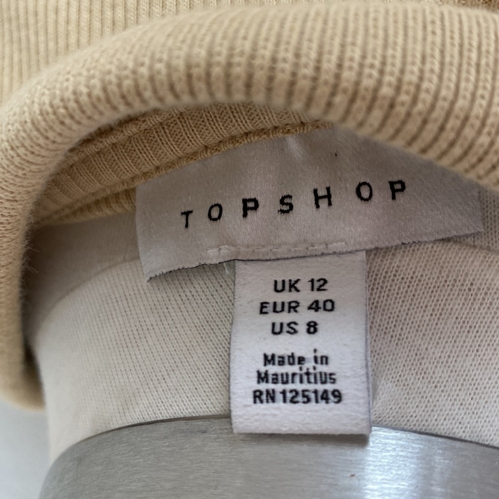 TOPSHOP Ribbed Long-sleeve Polo - Picture 9 of 11
